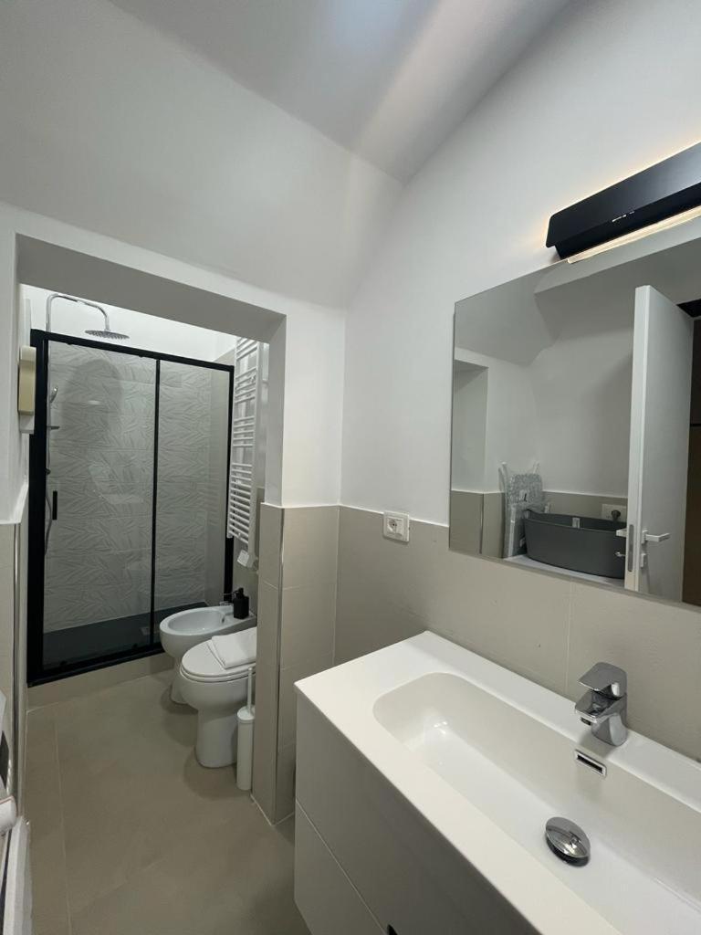 Happy Family Apartments Il Doge Genoa Luaran gambar